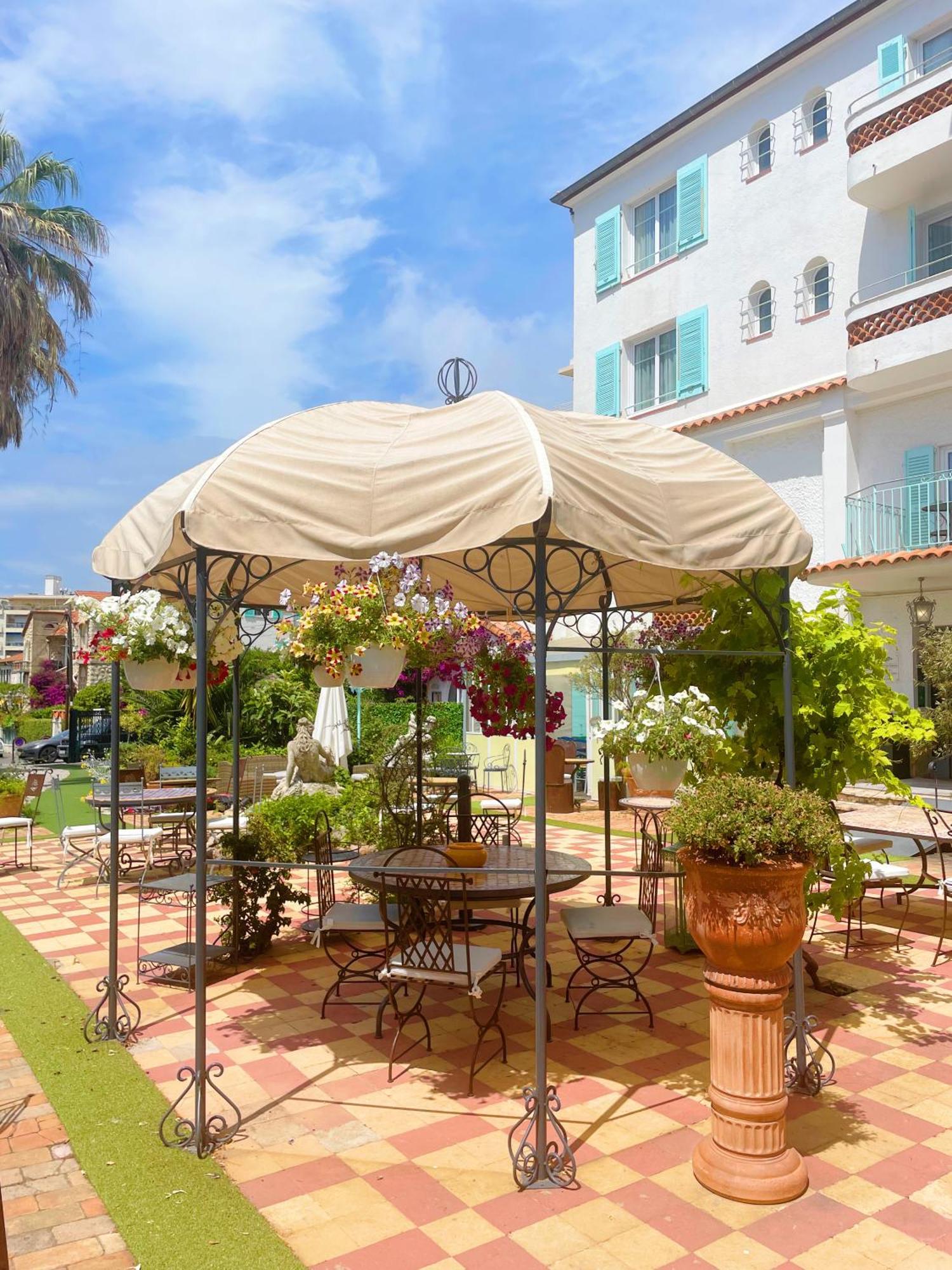 Hôtel Le Pré Catelan Juan-les-Pins Exterior foto